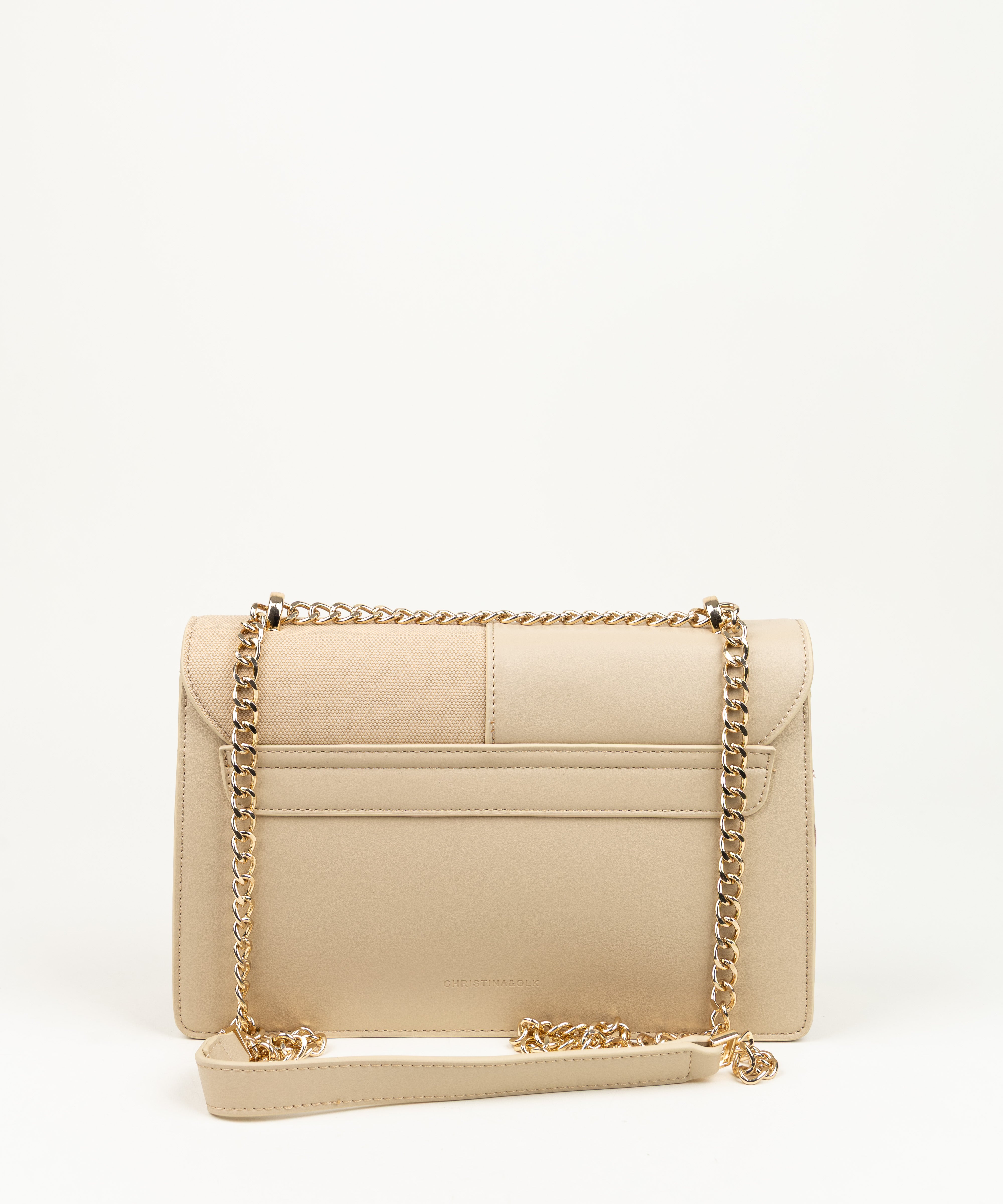 Sara / Kajsija Torbica